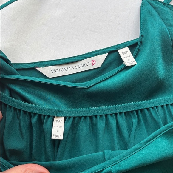 90’s Vintage Victoria's Secret Silk Green Sleepwear Set Cami Shorts Medium Hot M - Picture 16 of 17